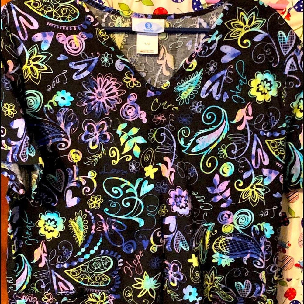 Scrub top